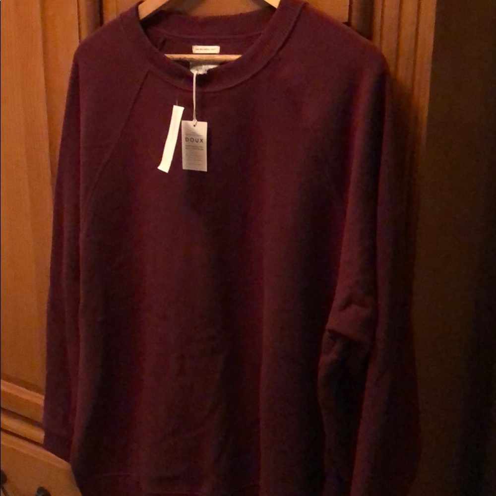 American Eagle Burgandy Sweatshirt New